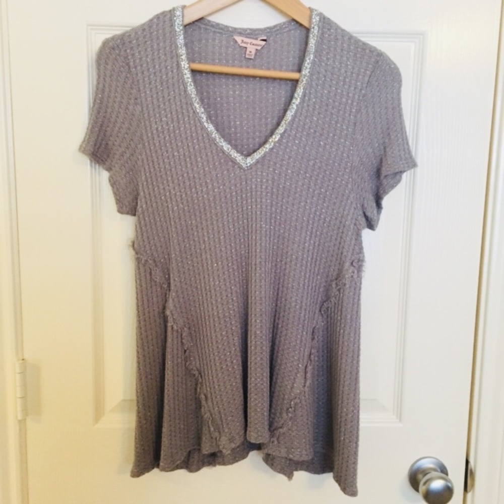 Juicy Couture size M gray w/silver top